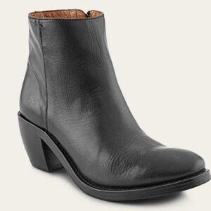 FRYE Rosalia Leather Bootie